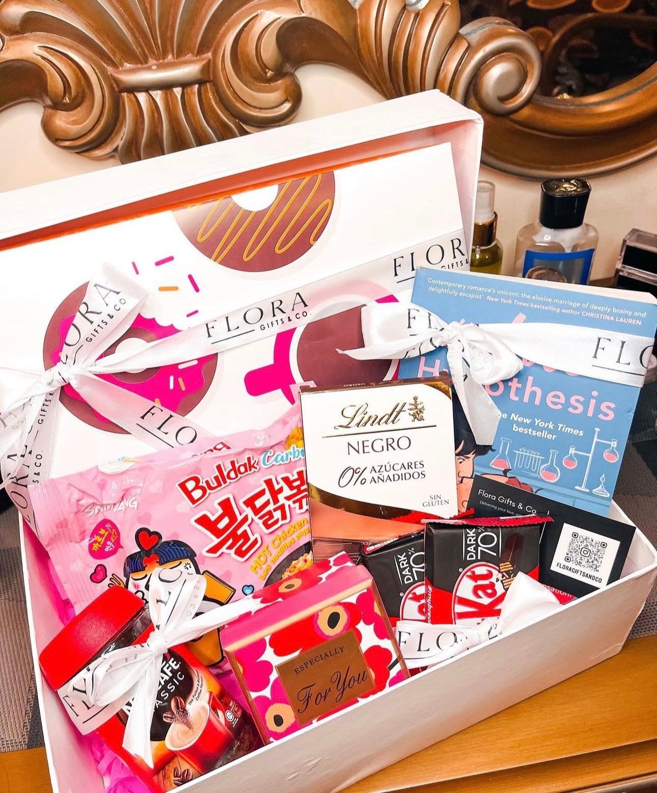 Signature Celebration Gift Box